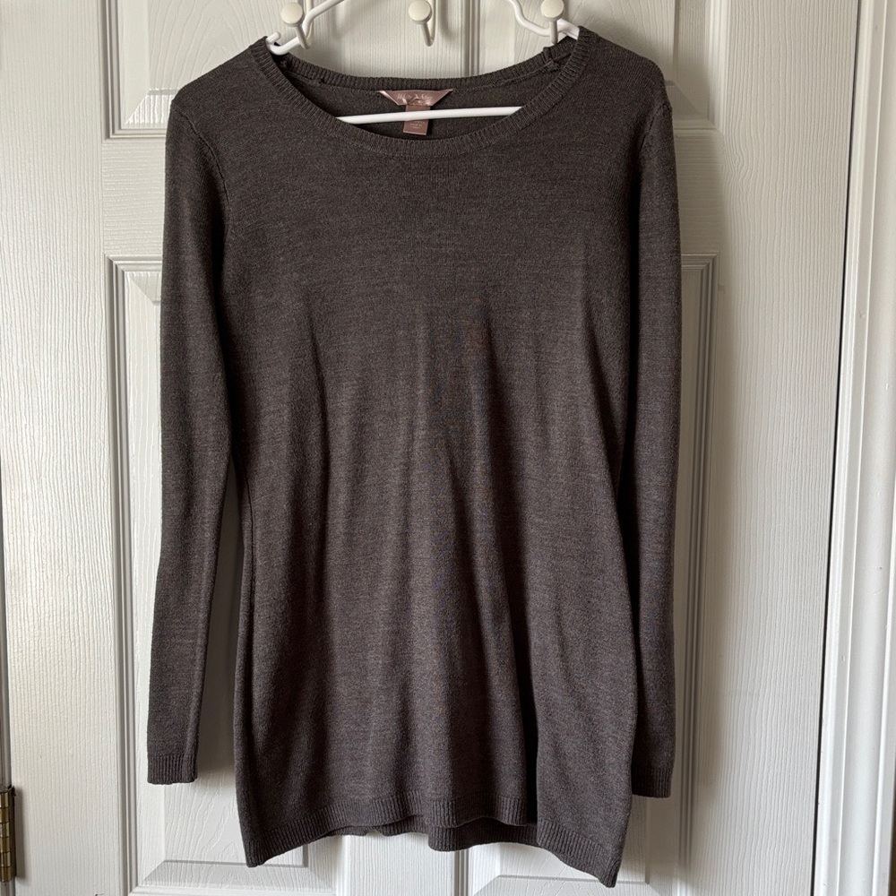 White Stag Gray Sweater | Size Medium | Classic Cozy Pullover
